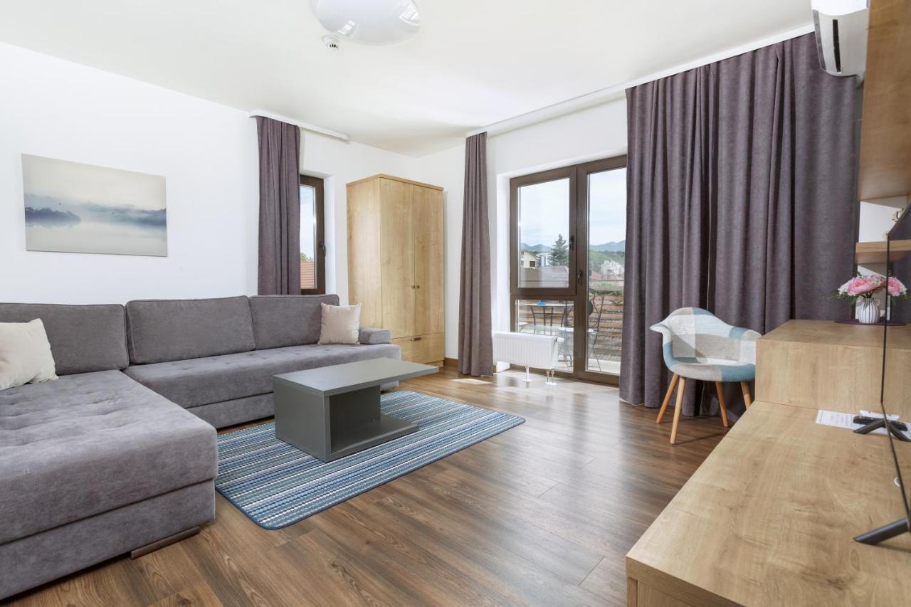 Afin Apartments Brasov Bagian luar foto